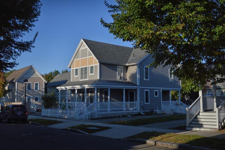 Free Webinar: Retrofitting Homes for Electrification and Decarbonization